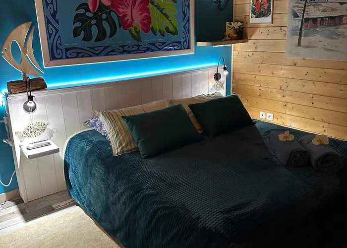 Maison De Bed & Breakfast