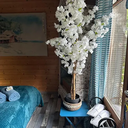 Maison De Couette-café 2*